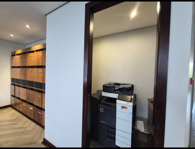988M² OFFICE TO LET IN SANDTON CENTRAL